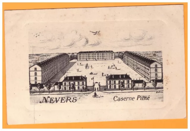 NEVERS (58) CASERNE PITTIE animée en 1915
