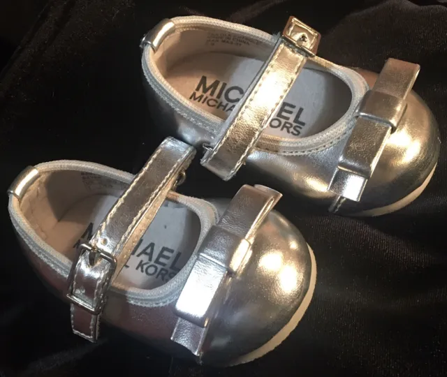 MICHAEL KORS BABY SHOES - GRACE BINA SILVER BELLS Infant Size 1