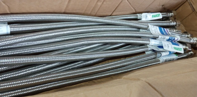 Lot of 25 Plumbshop Faucet Connector PLS1-20A 1/2FIP to 3/8 Comp Braided