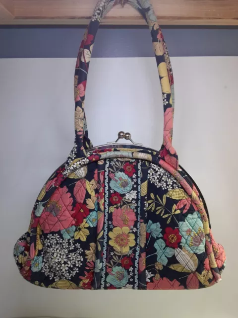 Vera Bradley Happy Snails Handbag~ Magnetic & Kiss Lock Closure~ Double Handles