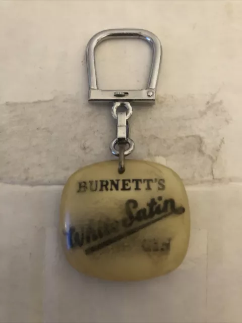 Ancien Porte Clé / Bourbon Burnett’s White Satin Gin Rare