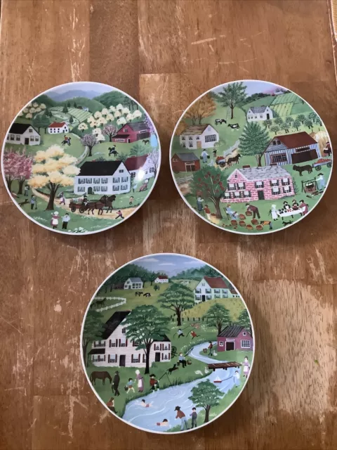 Folk Art Decorative Plates Set of 3. Bareuther Waldsassen Bavaria Germany.