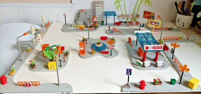 LOT MAJORETTE CIRCUIT majo kit - Majokit élément et piéces 733 et 731
