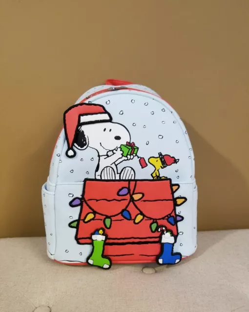 Loungefly Peanuts Snoopy & Woodstock Holiday Mini Backpack Gift Giving NEW