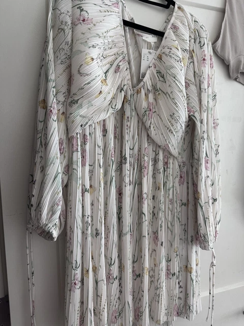 H&M Floral Pleated Dress Size XL