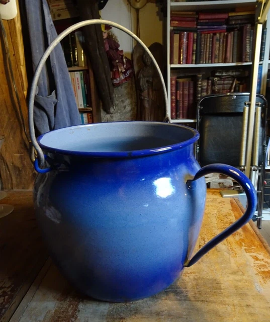 Cocotte En Tôle émaillée Bleu Canard/blanc - Induction/gaz - Décorative