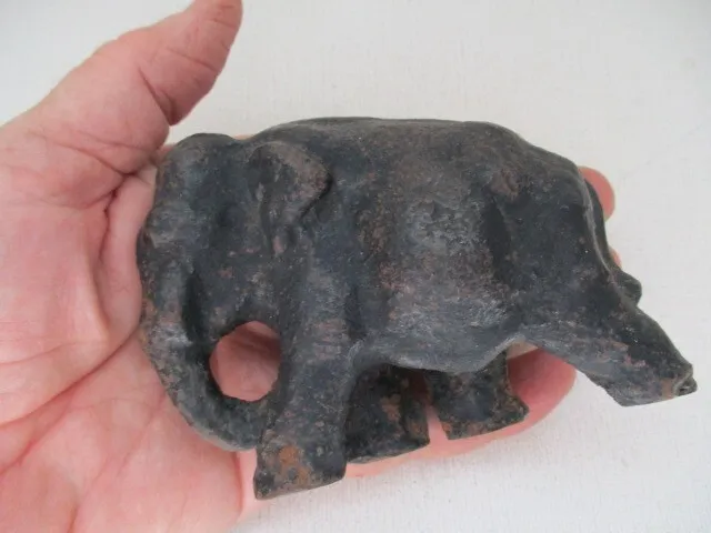 Antique Cast Iron Elephant Figurine / Doorstop / Paperweight 2 Lbs 4.6 Ounces