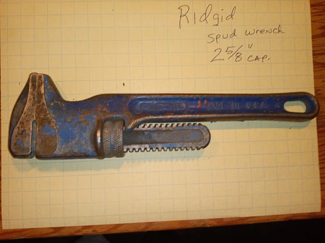RIDGID SPUD 2-5/8" Heavy Duty Pipe Wrench Machinist tool box  estate find
