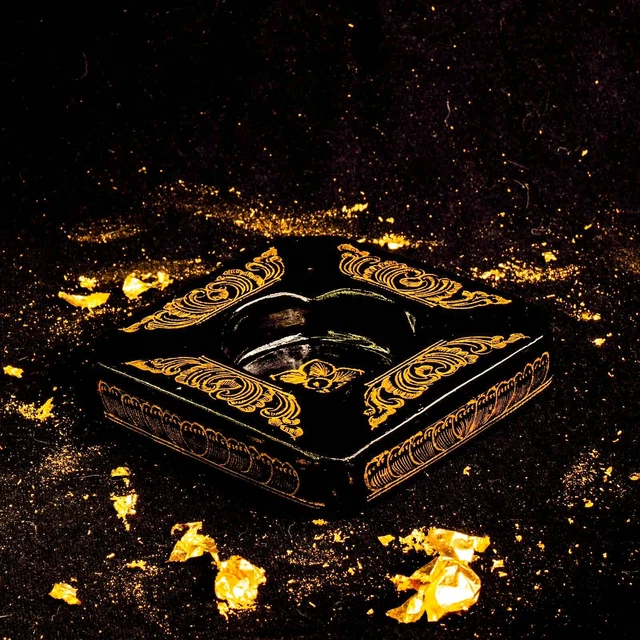 Burmese Gold Lacquer Ash Tray