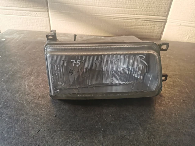 Phares Avant KOITO H4 6R11 D'occasion (modèle 1&1)