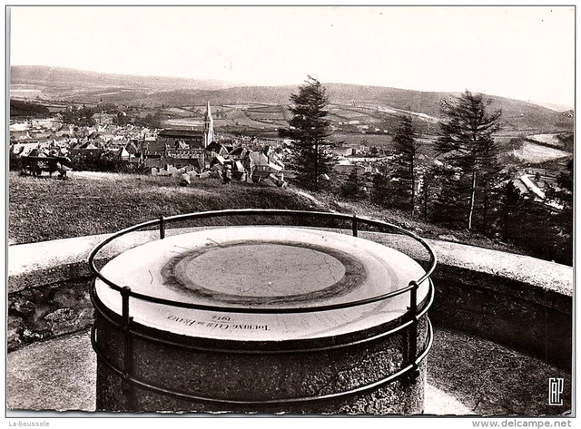 58 CHATEAU CHINON - vue generale, table d'orientation