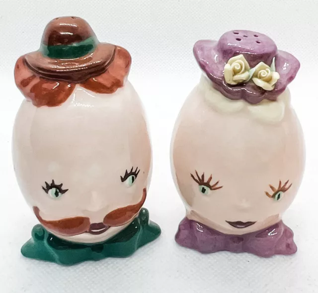Vintage Salt and Pepper Shaker - Humpty Dumpty -Egghead Vintage Salt and Pepper Shaker - Humpty Dumpty -Egghead