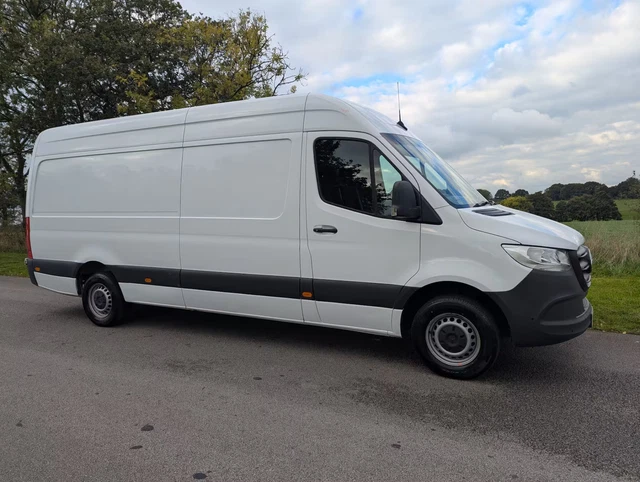 2023 MERCEDES-BENZ SPRINTER 3.5t H2 Progressive Van PANEL VAN Diesel ...
