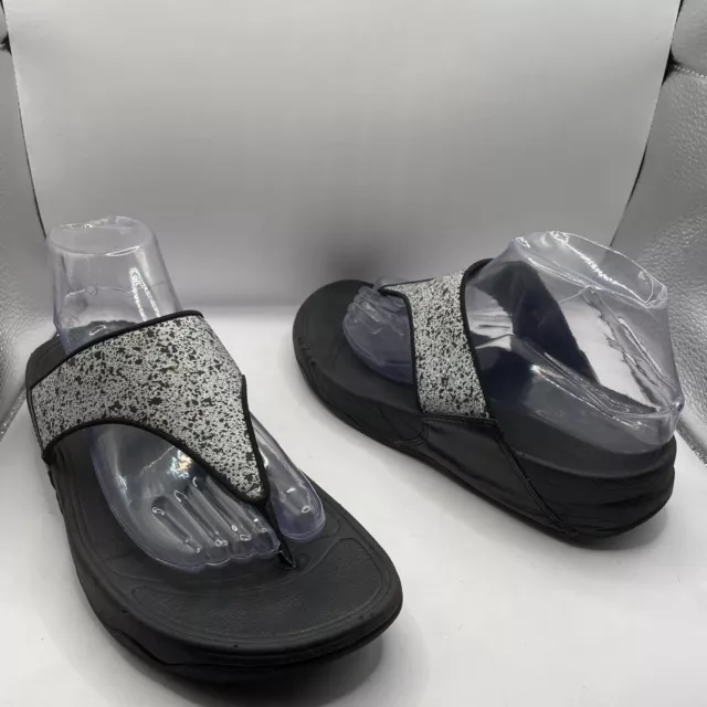 Fitflop Womens Lulu Glitter Splash Glitter Wedge Flip-Flops Black and silver 8