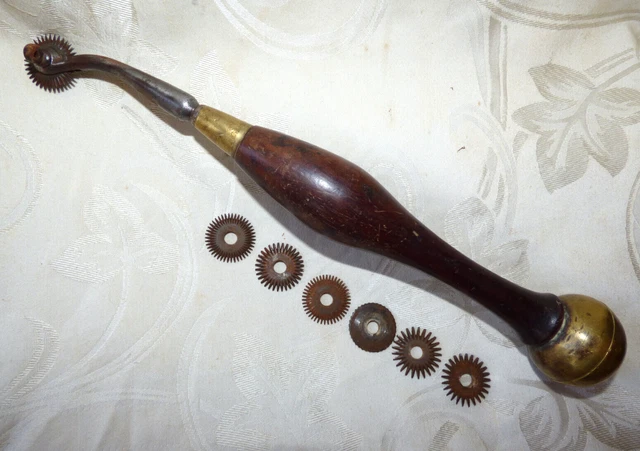 Outil Ancien De Cordonnerie / Travail Du Cuir - Occasion