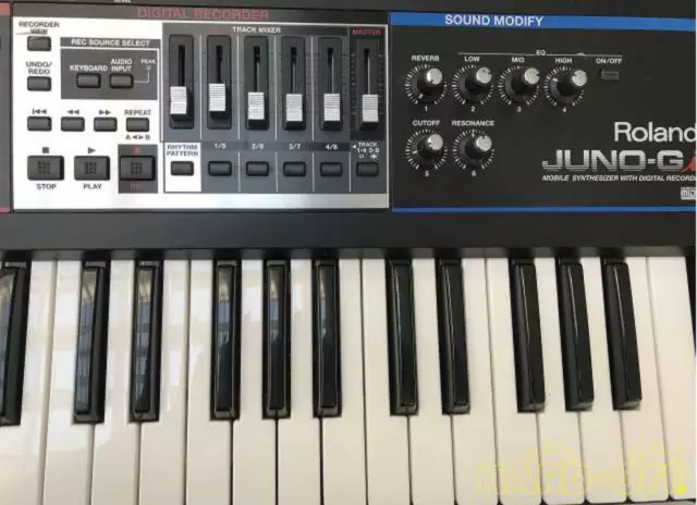 Roland JUNO-GI Tastatur Handy Synthesizer Arbeits Gebraucht Von Japan ✈ Fedex ✈