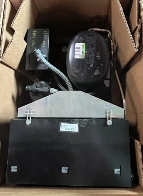 Tecumseh Condensing Unit AKA9446EXDXC, 2C235-9, R-22, 1/2HP, Air Cooled