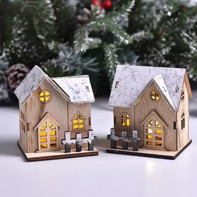 FUFRE LED Maisons de Village de Noel en Bois Lumineuses, Miniature avec des  Lumières de Table de Vacances de Noël, Noël Pendentifs Arbre Décorations  (3Pièces) : : Cuisine et Maison