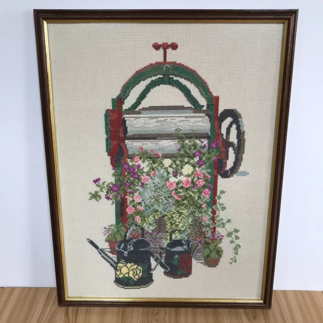 Cuadro de colección grande con punto de cruz enmarcado - flores con decoración de campo enredo