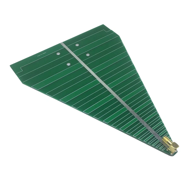 Antenne Omnidirectionnelle large bande 138 MHz à 6 GHz 3 à 11 dBi Mars MA-WO-UWB