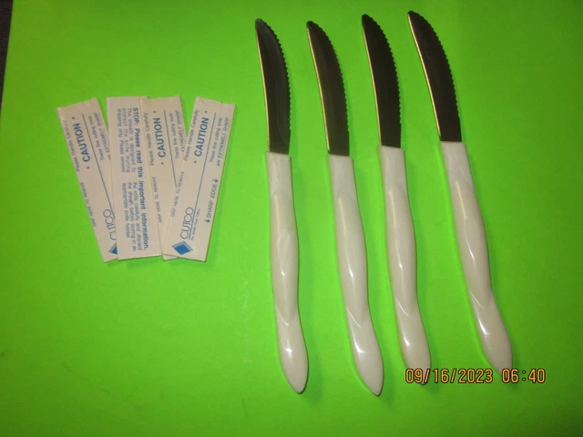 Set of 4 CUTCO Table / Steak KNIVES 1759 KG Stainless Steel White Pearl Handle