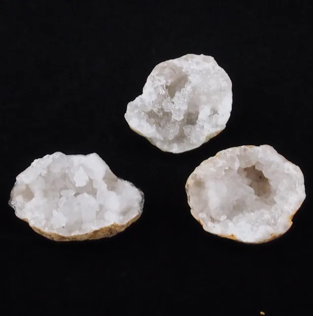 3 x Bergkristall Natur Druse Ø 39 mm AA - Qualität aus Brasilien Stufe Geode D26