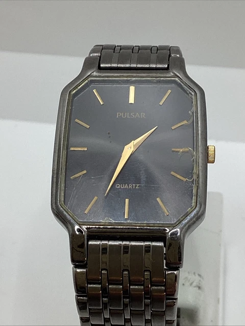 VINTAGE PULSAR SILVER Tone Mens Quartz Watch With Date Y562  display picture 1