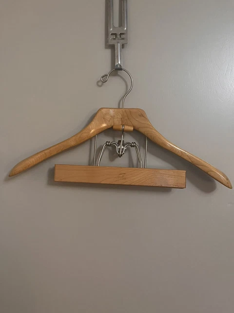 Vintage  Setwell 17 Inch Wooden Suit Hanger Fabulous condition Pant Coat Hanger