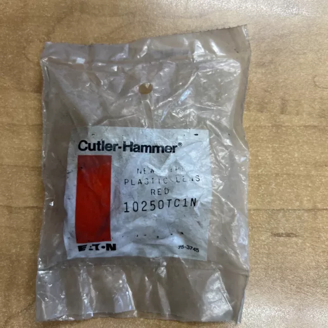 Cutler Hammer 10250TC1N Plastic Lens Red  **NEW IN SEALED BAG**