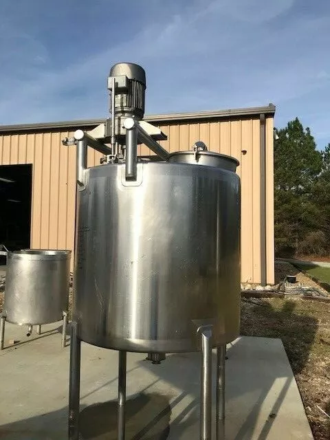 250 Gallon Vertical Food Grade Mixing Tank w/ Greerco Model  2 1/2H Homogenizer