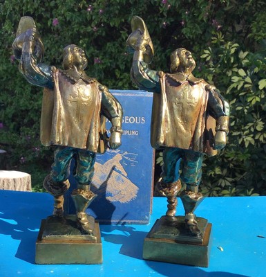antique bronze clad bookends, Paul Herzel Pompeian Bronze, circa 1925, Musketeer 10