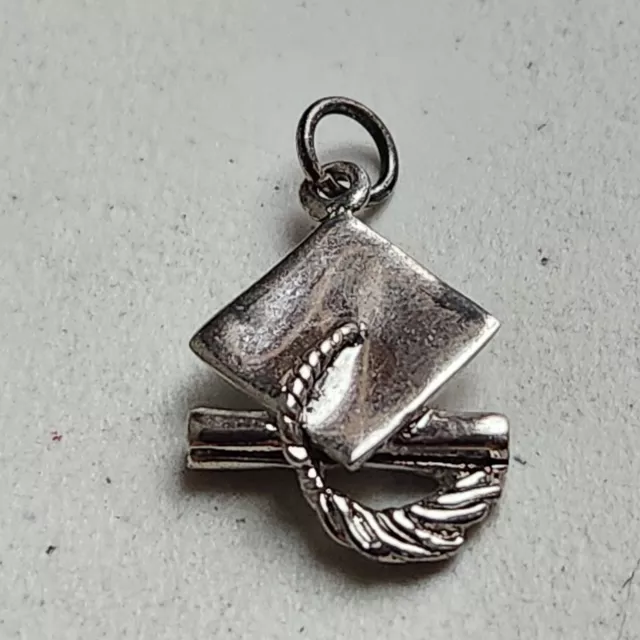 Sterling Silver Graduates Cap Charm Marked 925 2 Grams