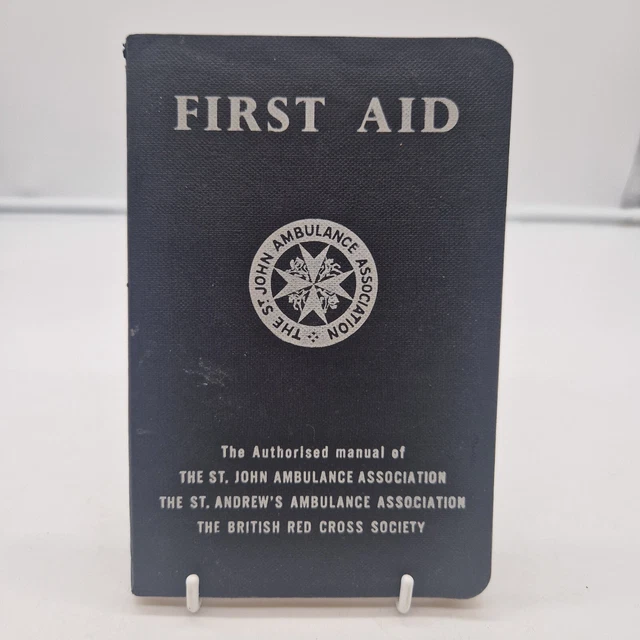 ST. JOHN'S AMBULANCE First Aid Manual, 1958 First Edition 18.79 PicClick