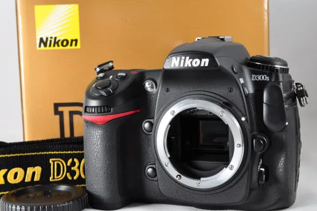 [Mint] Nikon D300s body only DSLR camera 11611 Shutter count from JAPAN By DHL