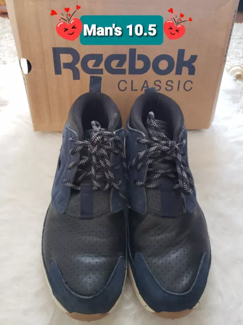 Reebok Furylite Chukka Classic Leather Sneakers SZ: 10.5 Black/ Collegiate Navy