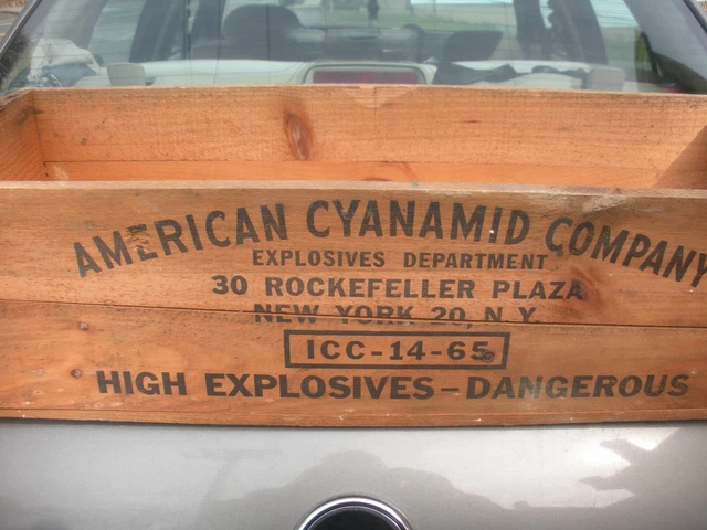 Vtg American Cyanamid Company Wood Explosives Shipping Crate 30 Rock Plaza NY