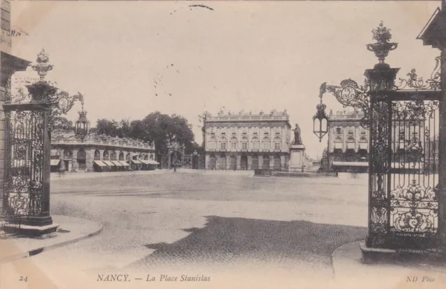 CPA 54 NANCY La Place Stanislas