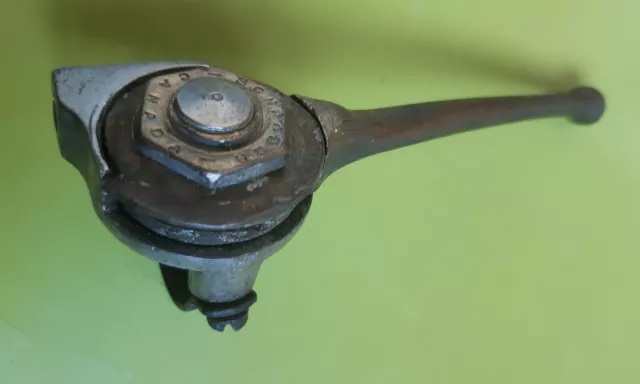 Ancienne MANETTE Simple - Gaz Accélérateur SCHRADER coté Droit MOTO années 20 ?