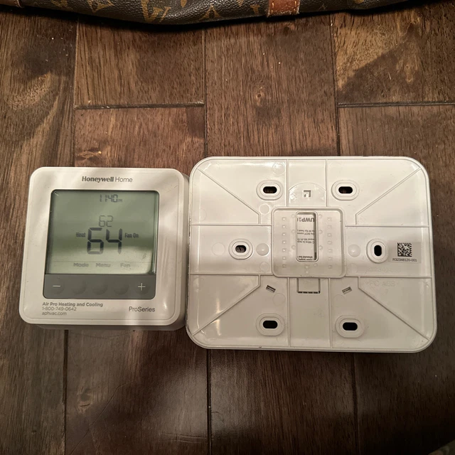 HONEYWELL TH6220U2000, T6 Pro Programmable Thermostat Bundle 35.00