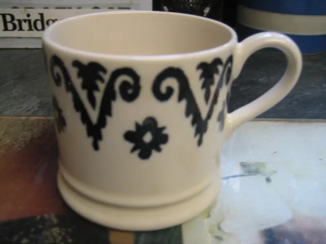 emma bridgewater early stamp black white spongeware patterned 1/4 pint baby mug