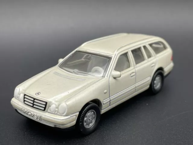 SIKU - Mercedes Benz E290T - 1088 - Kombi - Zustand GUT