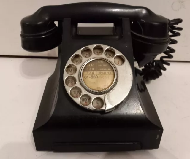 Vintage Bakelite Old G.P.O type Telephone..spares .. See Description