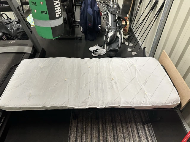 folding tie dye