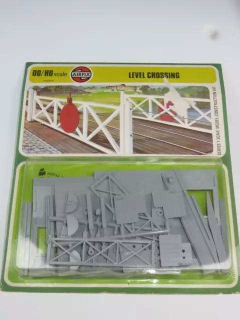 AIRFIX OO/HO Scale Model Railway Kit LEVEL CROSSING Type 4 Blister Pack SEALED