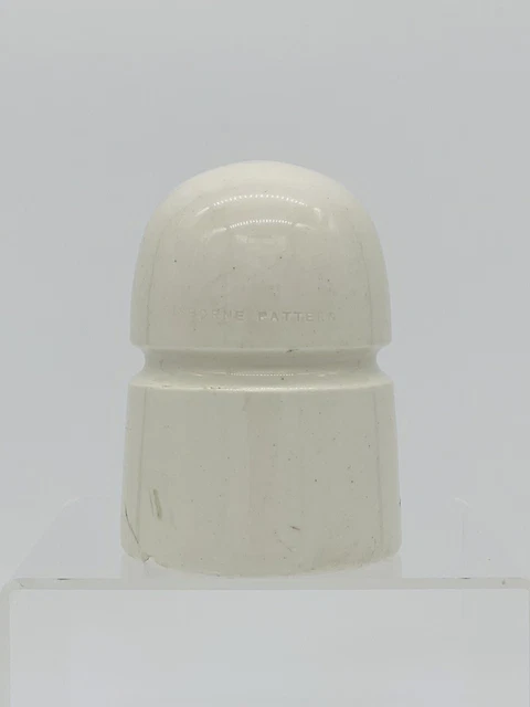 White U 1135 Gisborne Pattern Porcelain Insulator