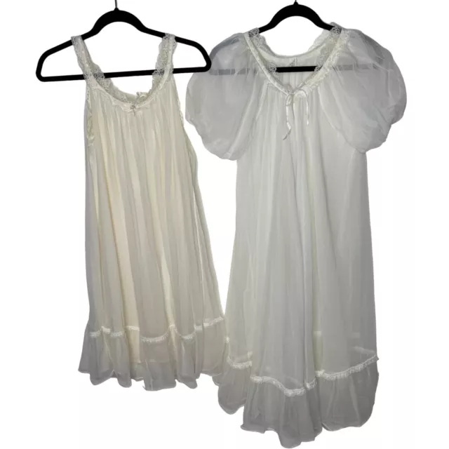 Vintage White Peignoir Set Nightie Nightgown Robe Small Nylon Lace Trim Bridal