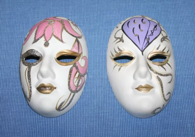 Wanddekoration: 2 Masken aus Keramik / venezianischer Stil