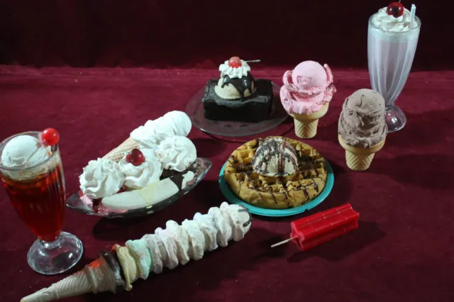 * VINTAGE ICE CREAM PARLOR PROP FAKE DESERTS FLOATS CONES SUNDAES WAFFLE 1970s *