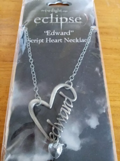 Neca  Twilight Saga Eclipse Team Edward Script Heart Necklace