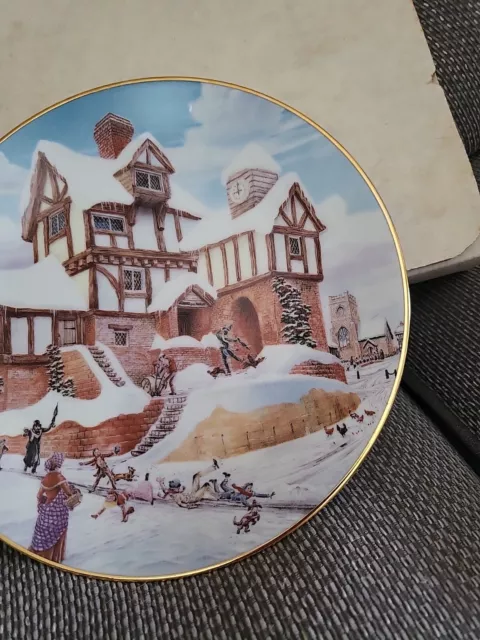 David Winter Cottages Ebenezer Scrooges Counting  House  Collectors  Plate 1992 3